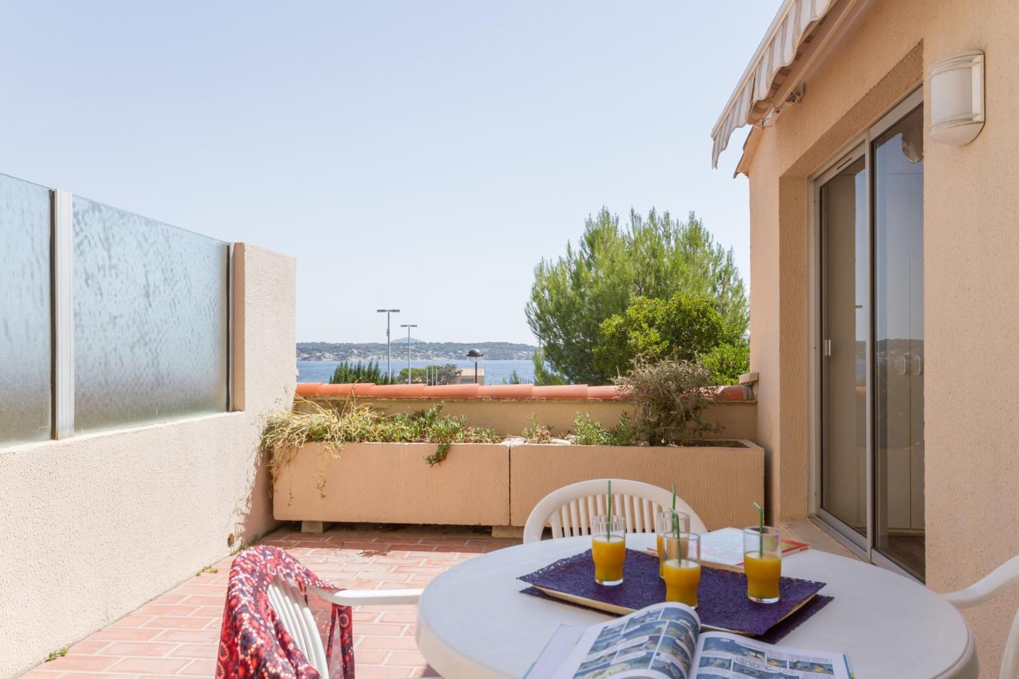 Residence Pierre & Vacances Bandol Port Экстерьер фото